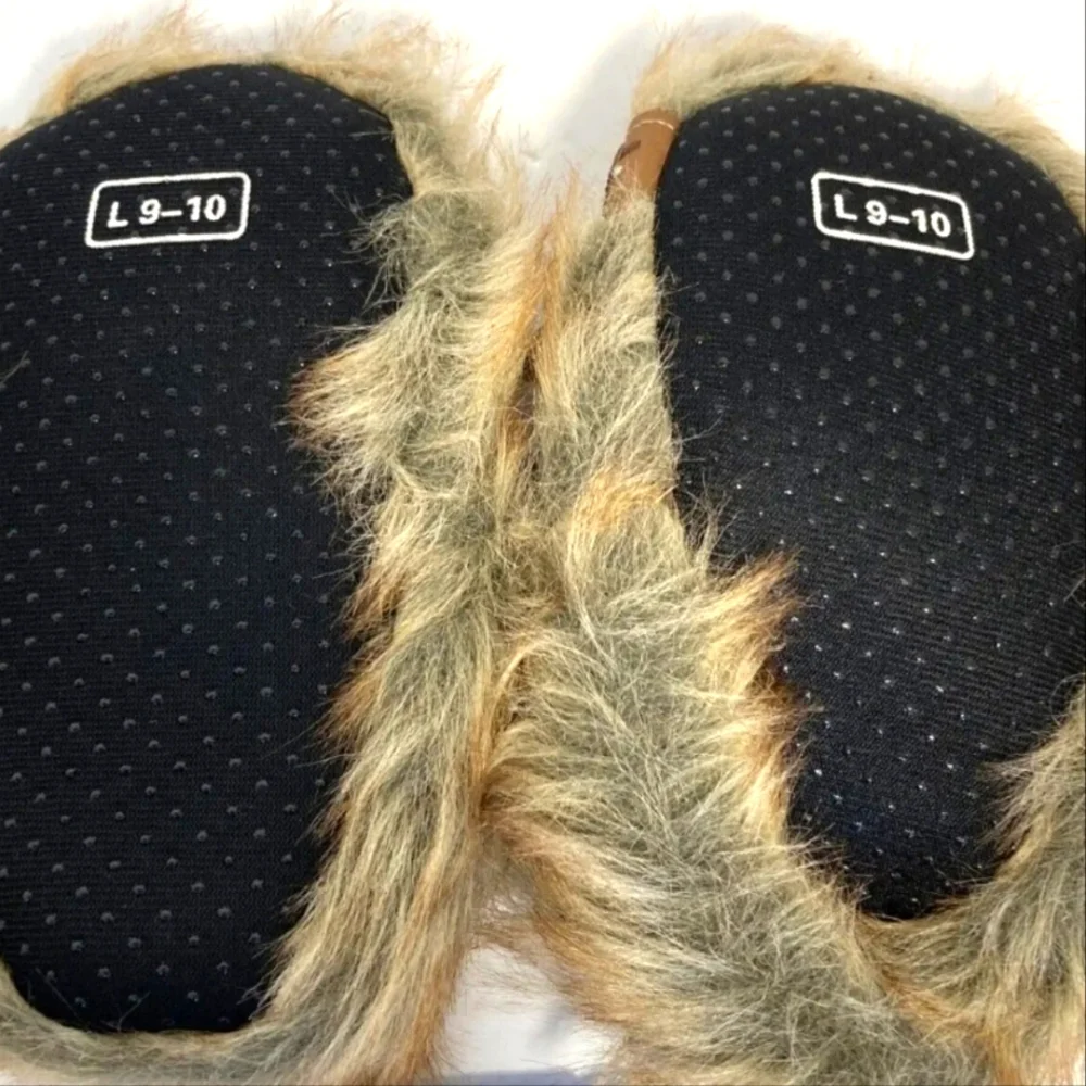 Star Wars Disney Chewbacca Slippers Brown Faux Fur Kids Size Large 9-10